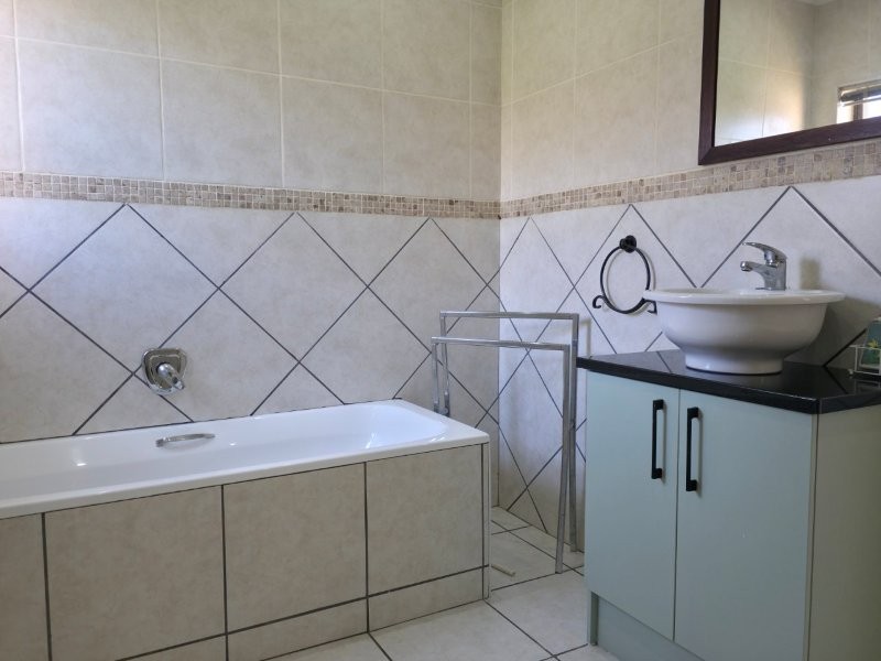 3 Bedroom Property for Sale in Jeffreys Bay Central Eastern Cape